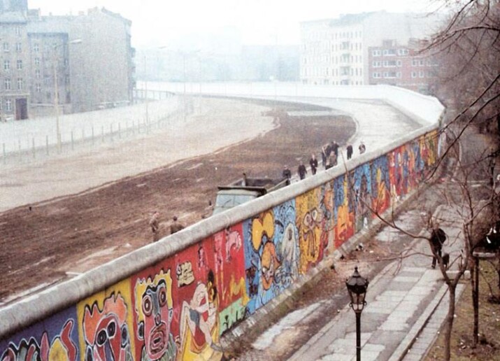 Cómo se Construye el Muro de Berlín en la Mente de Cada Persona.